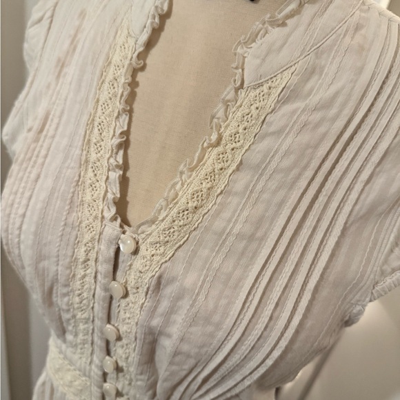 Anthropologie Elegant Cream Lace Trim Blouse - Picture 3 of 8